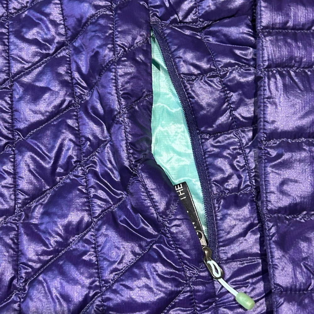 The North Face Thermoball Jacket - Picture 5 of 10